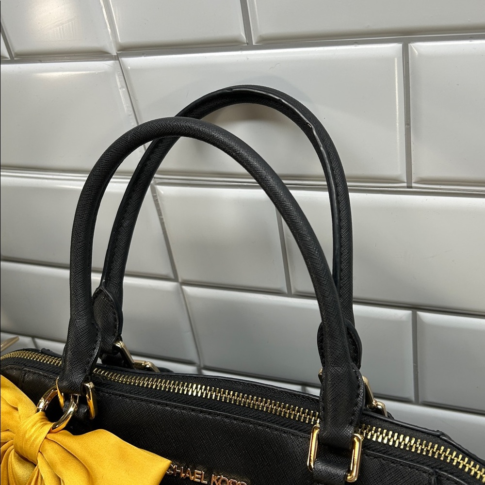 Michael Kors Black Leather Bag with Gold Zipper - Picture 10 of 12